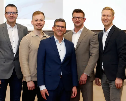Prof. Dr. Ulrich Frey (Mitte) und weitere Experten des Zentrums
